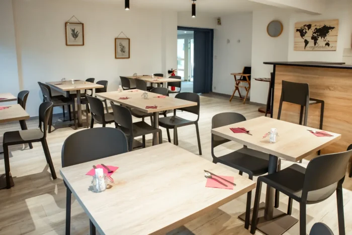 Appart'Hôtel Brest - La salle de petit-déjeuner Appart'Hôtel Brest - La salle de petit-déjeuner