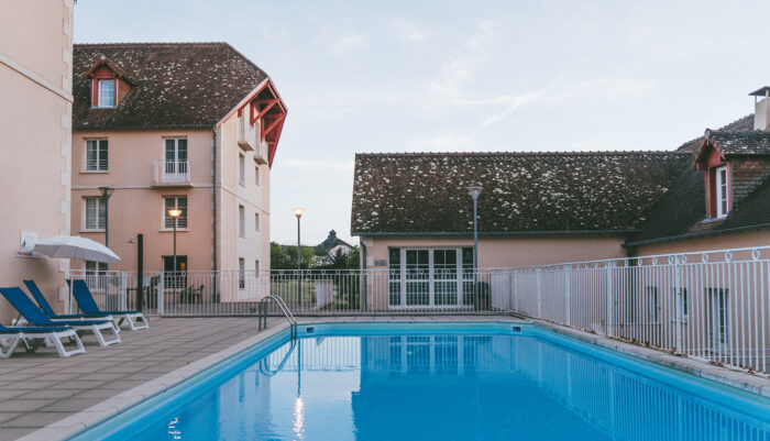 Appart'Hôtel La Roche Posay - La piscine Appart'Hôtel La Roche Posay - La piscine