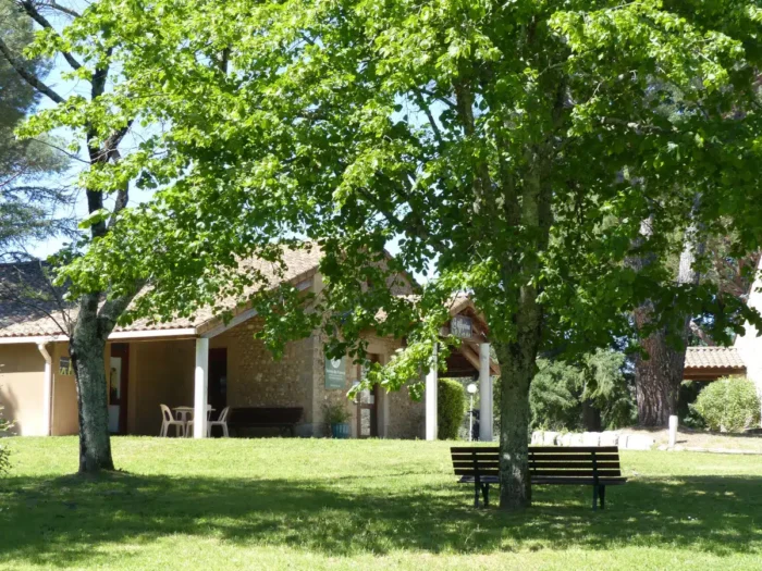 Résidences ancrées dans la vie locale – Domaine des Vans Terres de France Résidences ancrées dans la vie locale – Domaine des Vans Terres de France