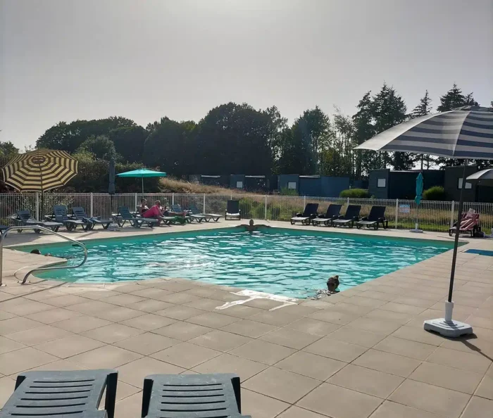 Domaine du Moulin Neuf - La piscine Domaine du Moulin Neuf - La piscine