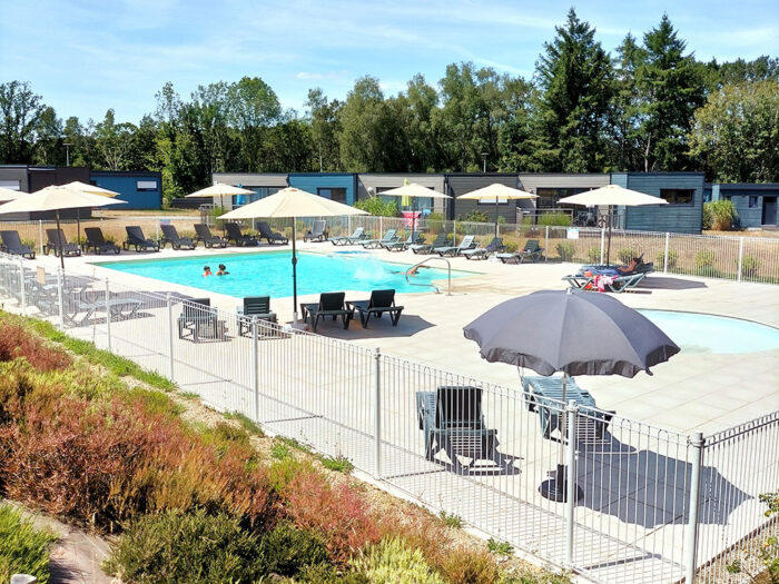 Domaine du Moulin Neuf - La piscine Domaine du Moulin Neuf - La piscine