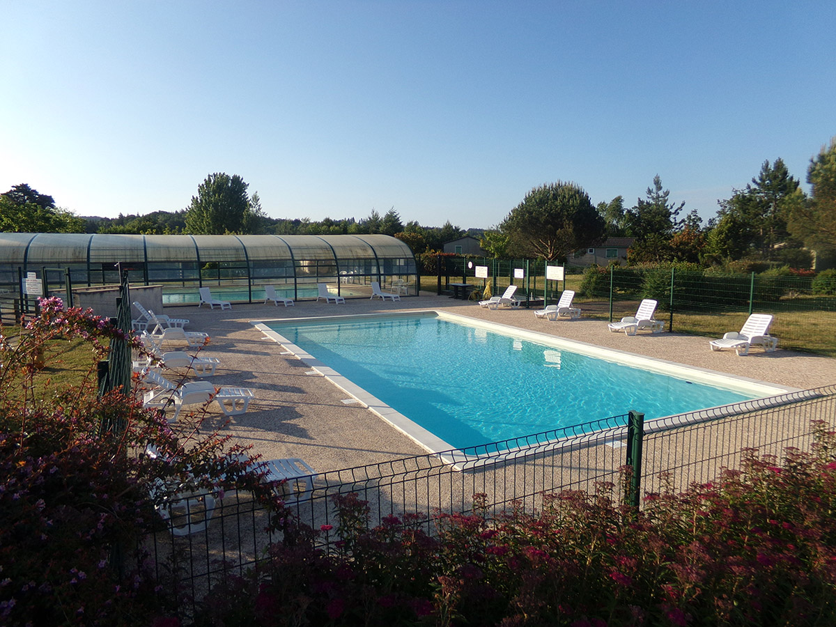 Village vacances Les Hameaux de Miel à Beynat, hébergements Terres de France idéals pour des séjours en famille en Corrèze