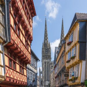 Vue urbaine illustrant un séjour en ville avec Terres de France