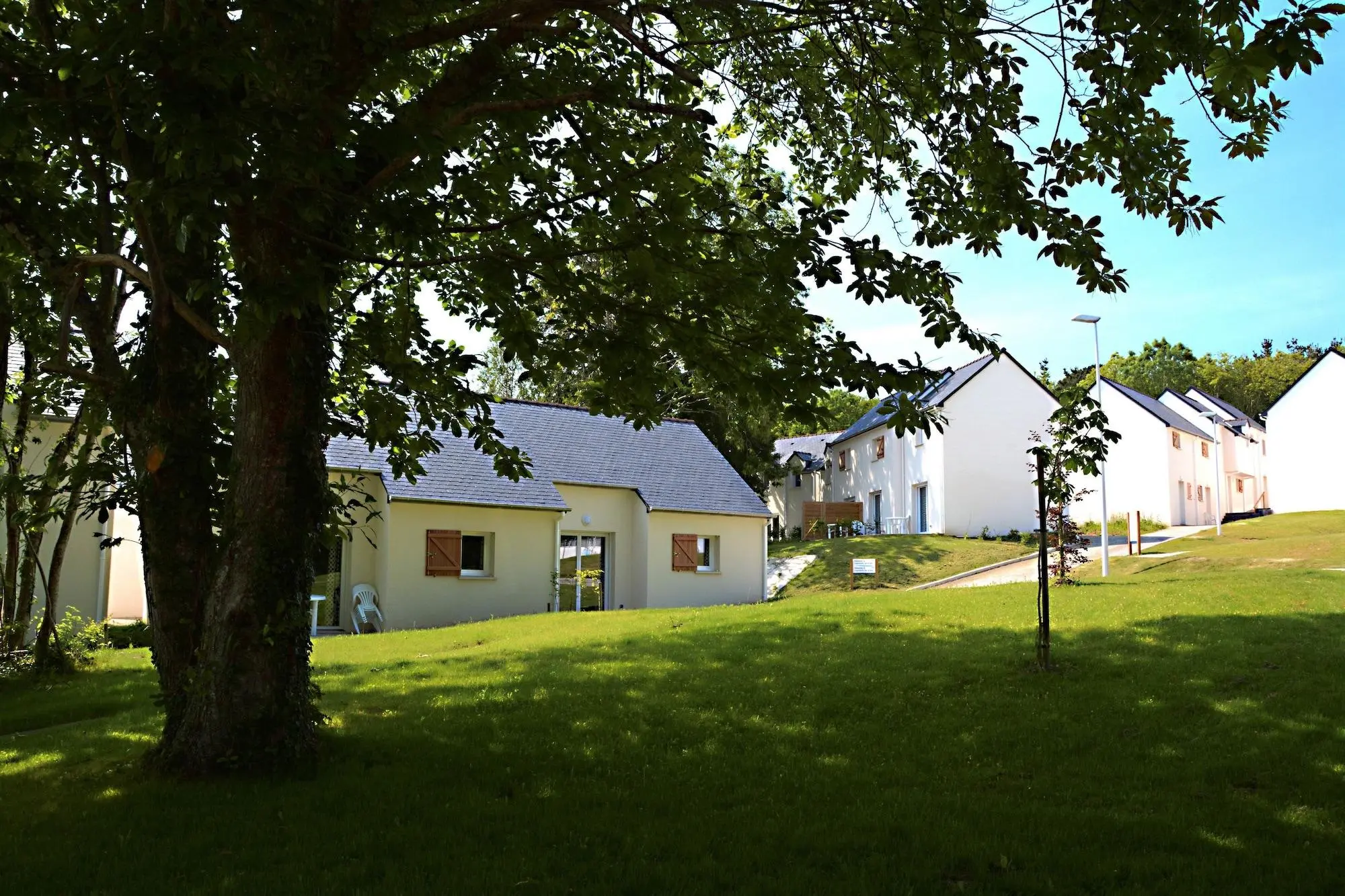 Maisonnette du Domaine de la Baie à Audierne, hébergement Terres de France pour des vacances en Bretagne Sud.
