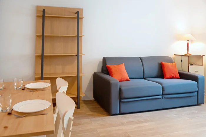 2. appart-hotel-brest-salon-2p4pers