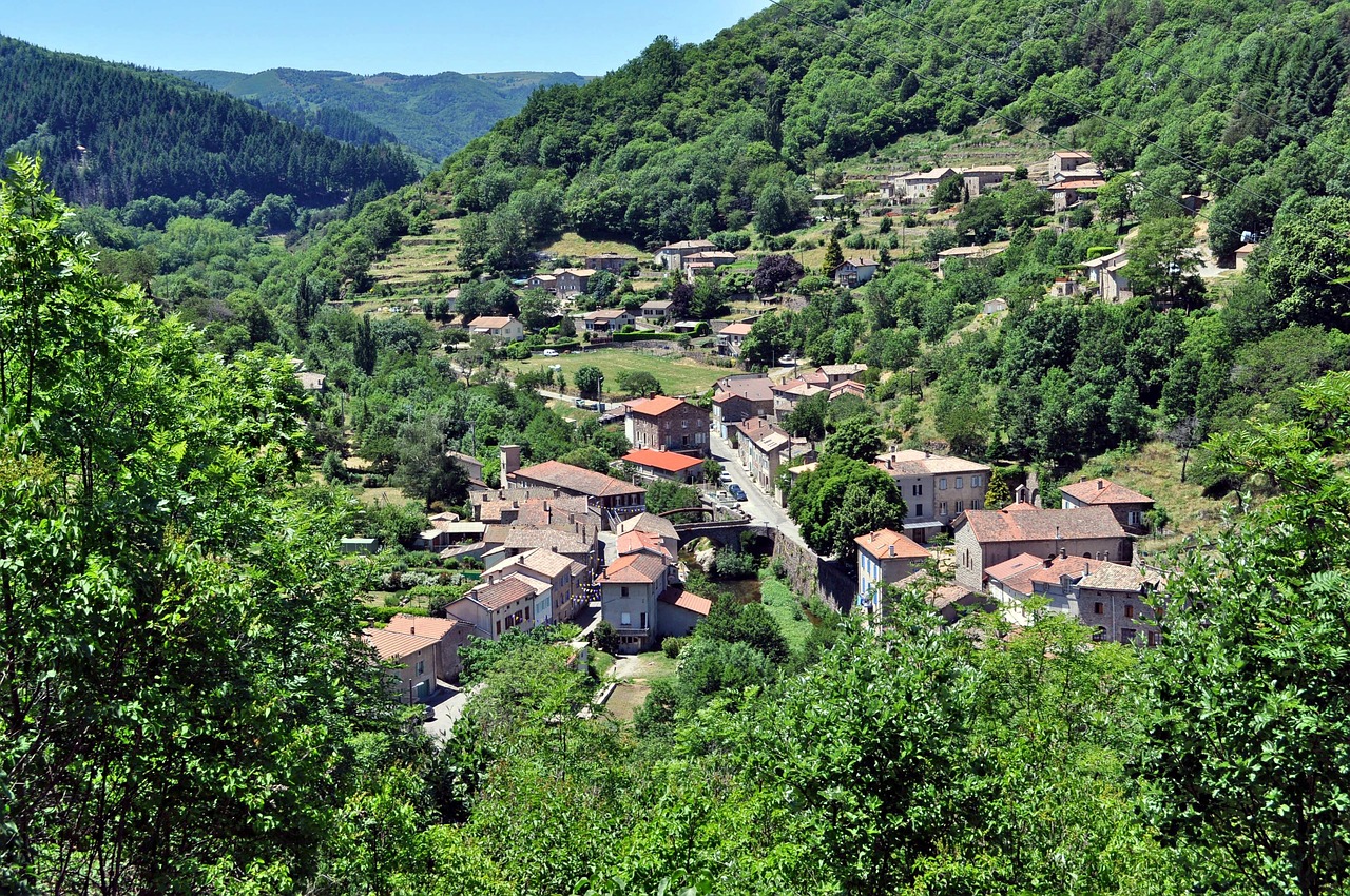 Séjour en Ardèche (07) : nature préservée, rivières, gorges et village authentique
