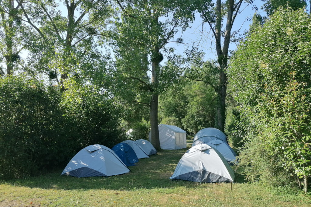 Emplacements de camping en France – Moncontour Active Park Terres de France