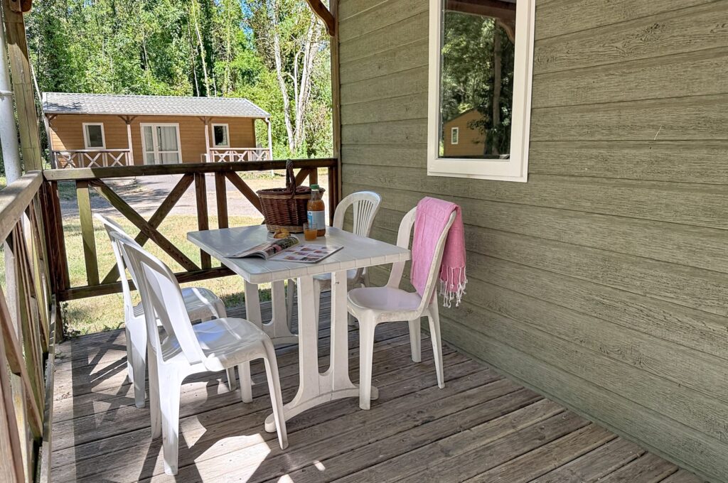 Moncontour active Park - Chalet PMR - La terrasse