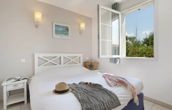 Résidence de la Cabre d'Or - Lit double Résidence de la Cabre d'Or - Lit double