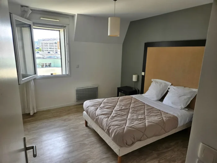 Terres de France Rouen Flaubert - Le Lit Double Terres de France Rouen Flaubert - Le Lit Double