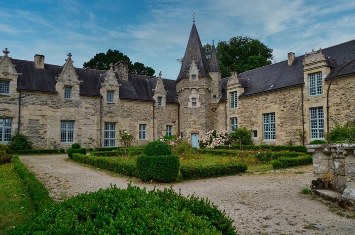 Le Château de Rochefort-en-Terre dans le Morbihan (56)