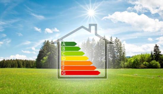 Travaux de rénovation énergétique dans une résidence de tourisme Terres de France, avec isolation et optimisation énergétique pour un bâtiment plus durable.