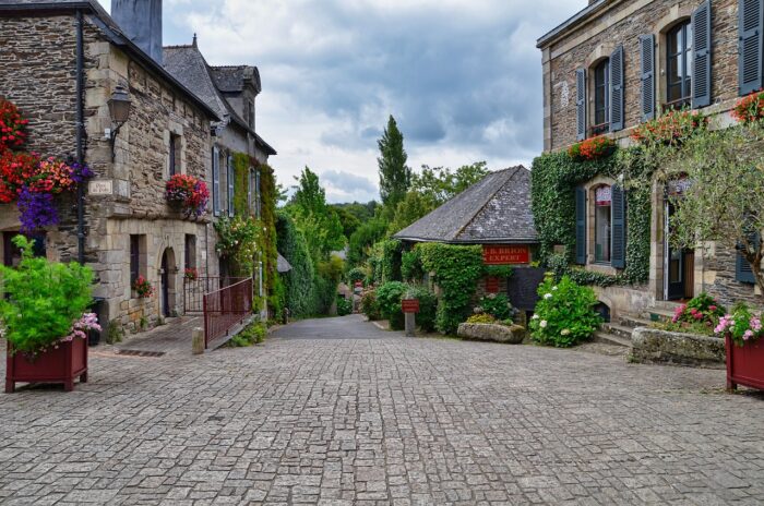 Le village de Rochefort-en-Terre dans le Morbihan (56)