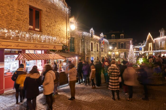 Illuminations de Noël Rochefort-en-Terre ©Rudy Burbant Illuminations de Noël Rochefort-en-Terre ©Rudy Burbant